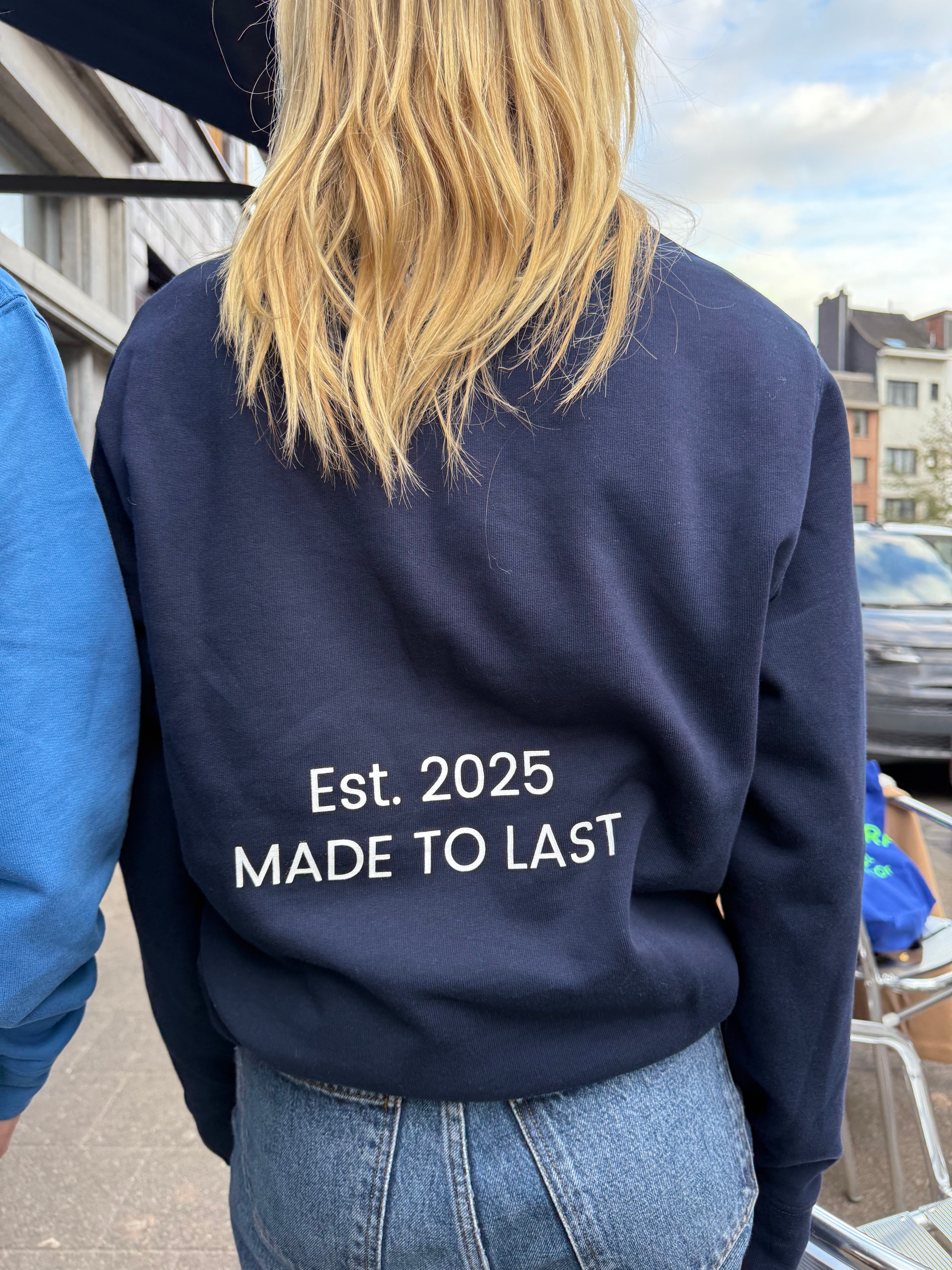 The KIKI ANTWERP Navy sweater